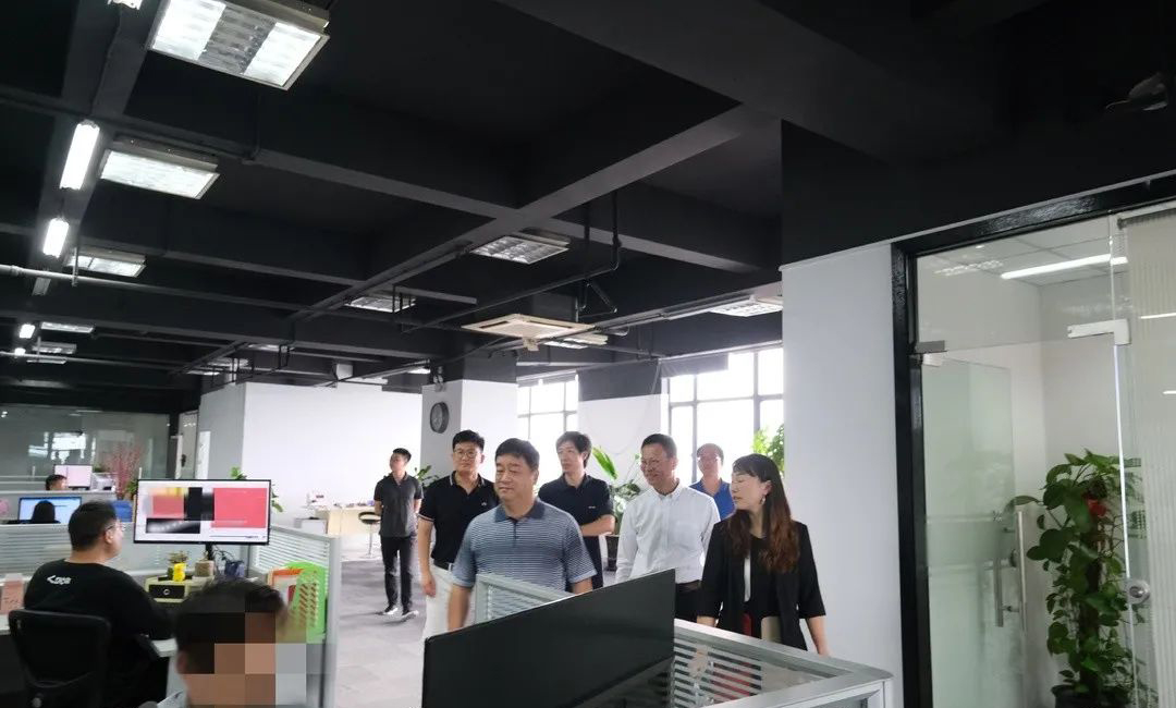 ϲӿƼѧ΢ѧԺѾҵ齱